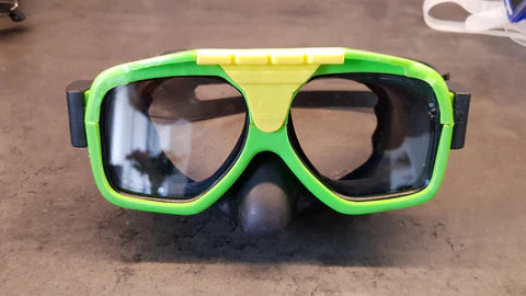 Diving mask that YouZee Clip-In does not fit in
