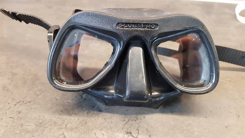 Diving mask that YouZee Clip-In does not fit in